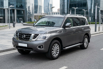 Nissan Armada 2016–2024 Sivuporrastangot Vision New Black (2 kpl, alumiini) kuva 1