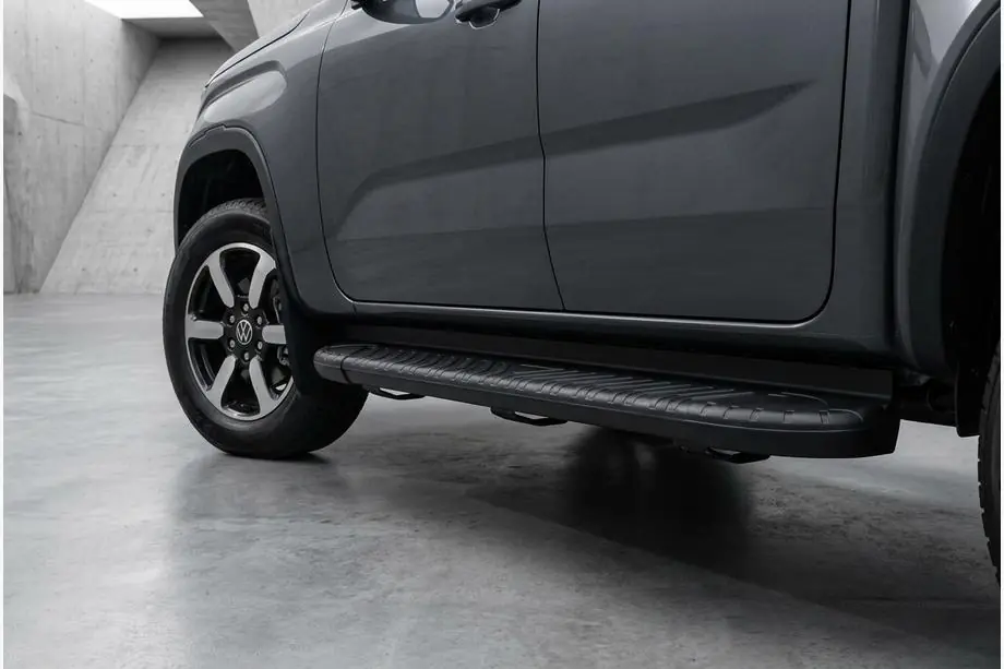 Volkswagen Amarok 2022– Bosphore Black -sivuastinlaudat (2 kpl, alumiini) Image
