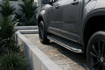 Ford Ranger 2022– BlackLine-sivuporrast (2 kpl, alumiini) kuva 1