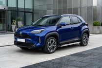 Toyota Yaris/Yaris Cross (XP210) 2020– Sivuporrast Shining V1 (2 kpl, alumiini) kuva 1