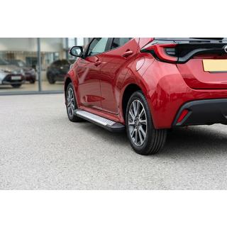 Allmond Grey -sivukynnykset (2 kpl, alumiini) Toyota Yaris/Yaris Cross (XP210) 2020– kuva 1