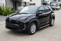 Toyota Yaris/Yaris Cross (XP210) 2020– RedLine V1 sivuportaat (2 kpl, alumiini) kuva 1