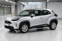 Toyota Yaris/Yaris Cross (XP210) 2020– Tayga V2 sivukynnykset (2 kpl, alumiini) kuva 1