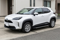 Toyota Yaris/Yaris Cross (XP210) 2020– Sivuastinlaudat Bosphore Grey (2 kpl, alumiini) kuva 1