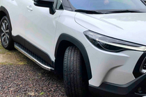 Toyota Corolla Cross 2020– BlackLine-sivuporrast (2 kpl, alumiini) kuva 1