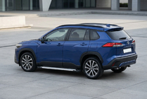 Toyota Corolla Cross 2020– Allmond Grey -sivukynnykset (2 kpl, alumiini) kuva 1