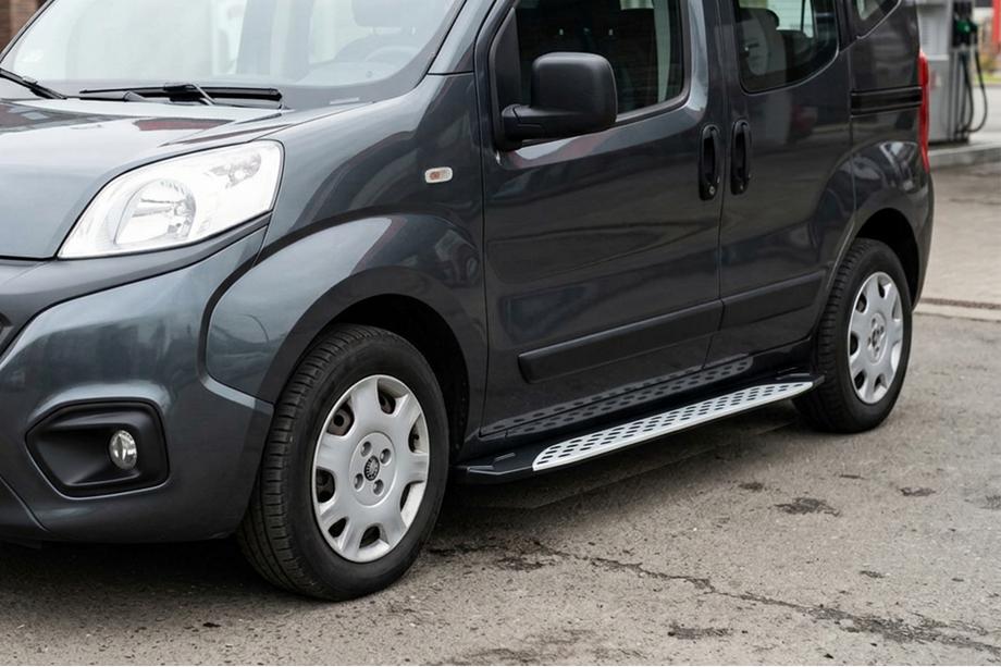 Fiat Fiorino/Qubo 2008–2024 Sivuporrast Shining V1 (2 kpl, alumiini) Image