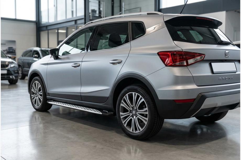 Seat Arona 2017– Sivuporrast Shining V1 (2 kpl, alumiini) Image