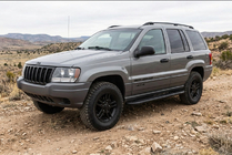 Jeep Grand Cherokee WJ 1999–2004 Bosphore Black -sivuastinlaudat (2 kpl, alumiini) kuva 1