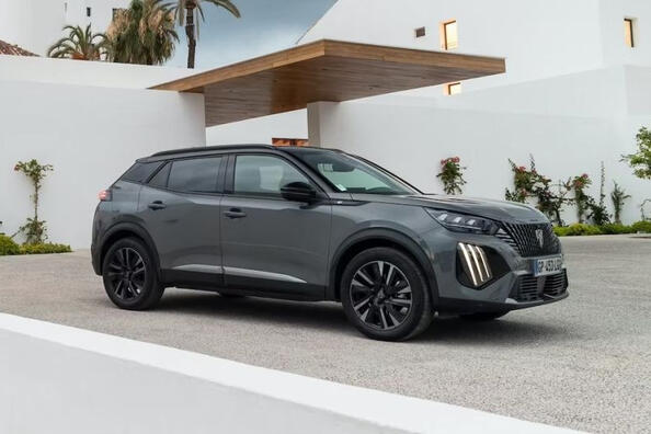Peugeot 2008: päivitetty kaupunkicrossover