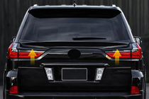 Lexus LX570/450d 2008–2022 Ala-spoileri V2 (2016-2023) Musta väri kuva 2