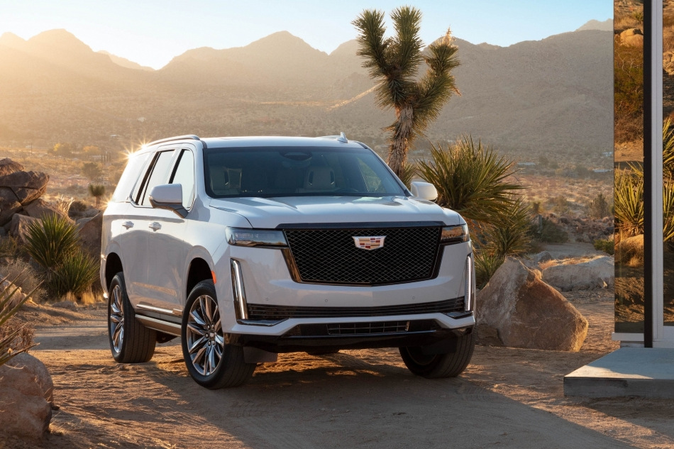 Viidennen sukupolven Cadillac Escalade: luksus-SUV:n koeajo