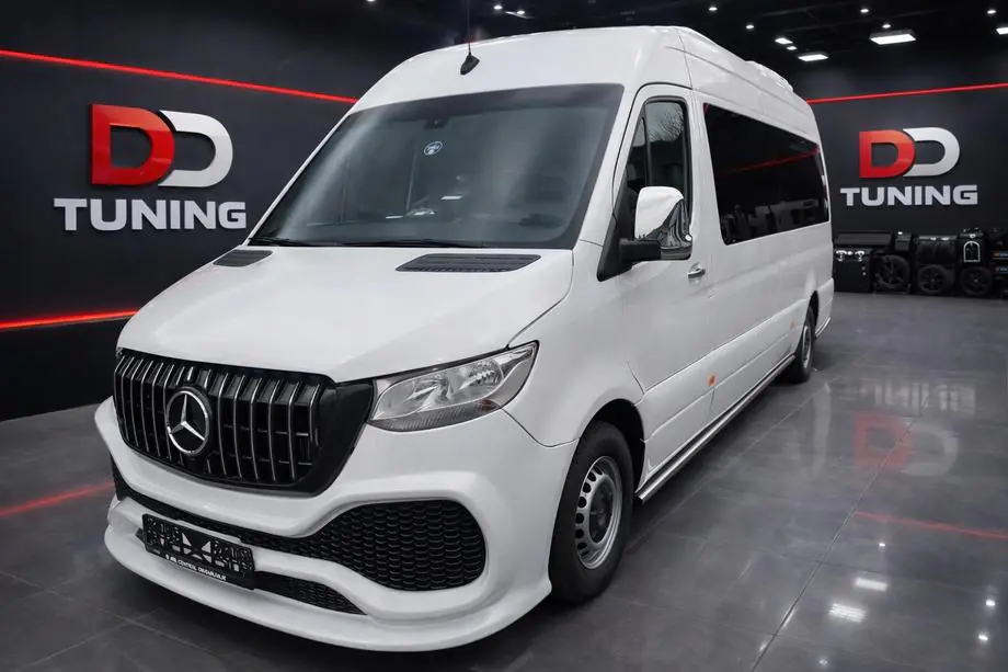 Mercedes Sprinter W907/W910 2018– Etupuskuri säleiköllä, ABS (maalattavaksi) Image