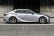 Katsaus uudistettuun Lexus IS -sedaniin kuva 2