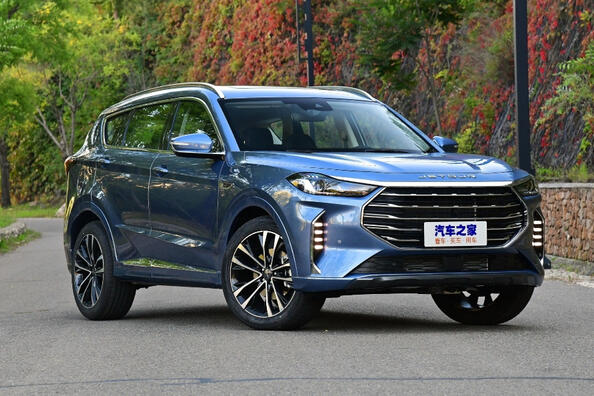 Jetour X70 Plus: ensiesittely ensimmäisen sukupolven crossoverista