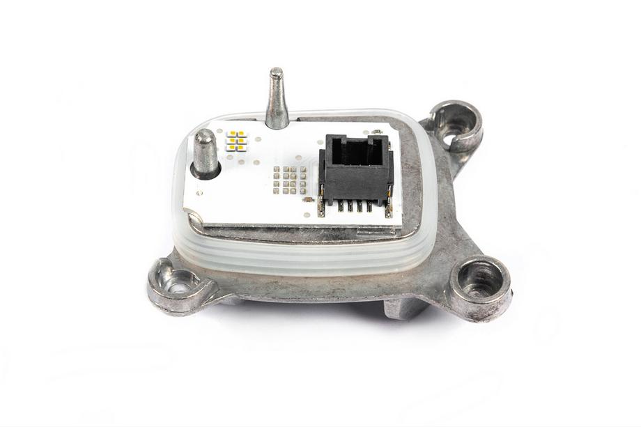 BMW 4-sarja F32/F33/F36 2012–2020 LED-moduuli ajovaloon 63117493232 (1 kpl, oikea) Kuva 2