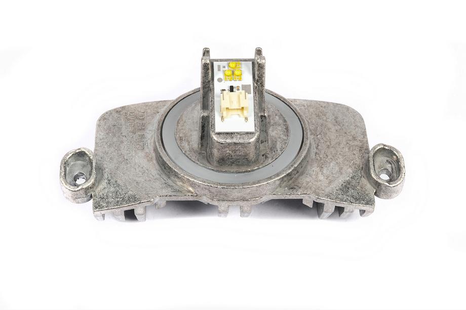 BMW 3-sarja F30/F31 2012–2019 LED-moduuli ajovaloon 63117311243 (1 kpl) Image
