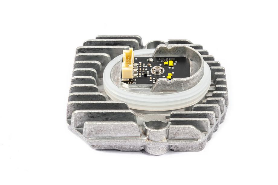 BMW 5-sarja G30/G31 2017–2023 LED-moduuli ajovaloon 63117214940 (1 kpl, oikea) Kuva 1