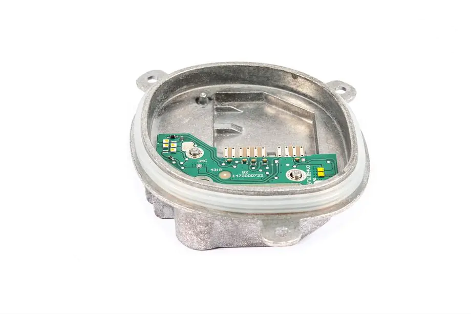 BMW 3-sarja G20/G21 2018– LED-moduuli ajovaloon 63118496136 (1 kpl, oikea) Image