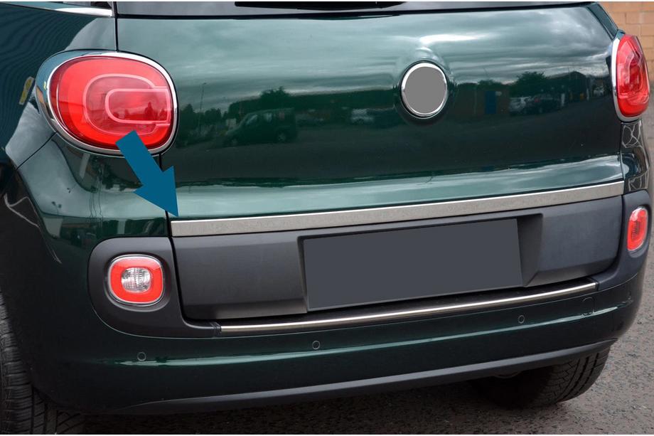 Fiat 500/500L 2013–2022 Ruostumaton lista rekisterikilven yläpuolelle (500L) Image