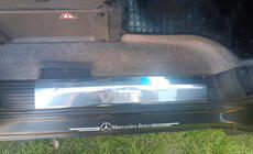 Mercedes Vito W638 1996–2003 Carmos V1 sisäkynnyslistat (3 kpl, ruostumaton teräs) kuva 5