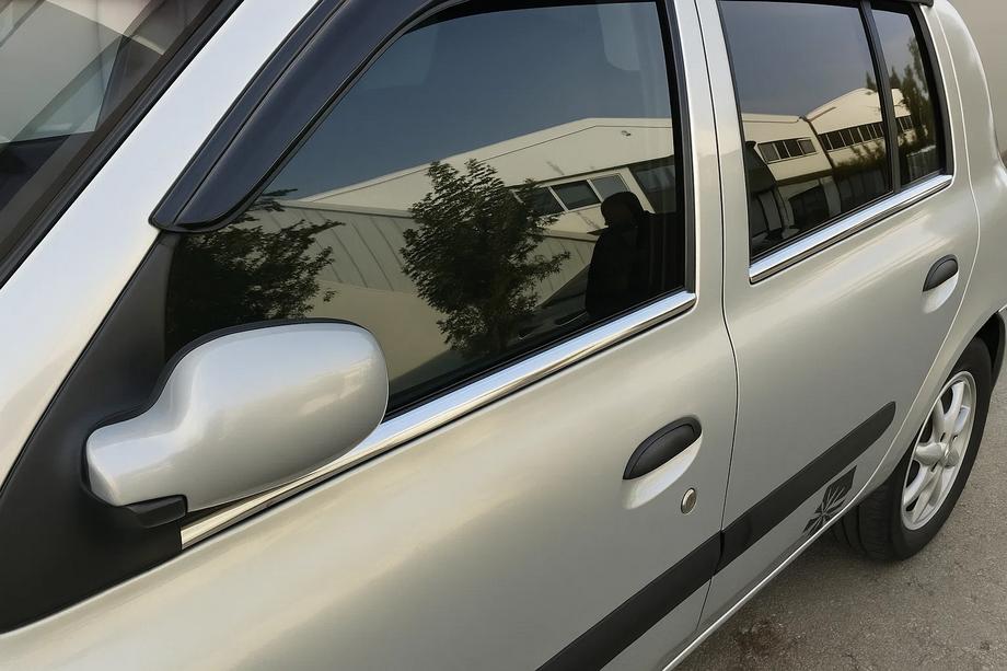 Renault Clio II 1998–2005 Ulkoiset ikkunankehyslistat (HB, 4 kpl, ruostumaton teräs) Kuva 2