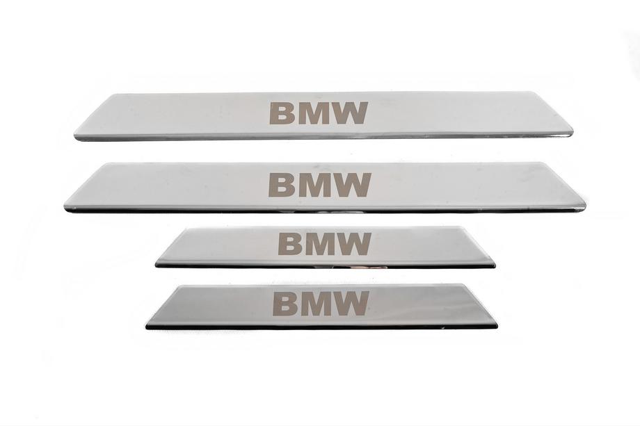 BMW 5-sarja E39 1996–2003 Kromatut kynnyslistat V-2 (4 kpl, Carmos) Image