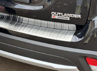 Mitsubishi Outlander 2012–2021 Takapuskurin suojalista 2015-2021 Carmos (ruostumaton teräs) kuva 3