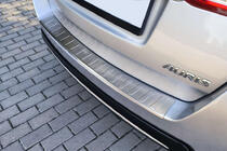Toyota Auris 2012–2018 Takapuskurin suojalista Carmos (SW) ruostumatonta terästä kuva 8