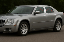 Chrysler C300 2004–2011 Ovipilarien koristelistat (6 kpl, ruostumaton teräs) kuva 1