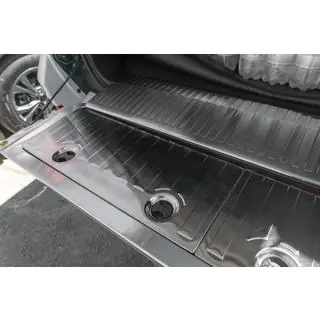 Tavaratilan koristeosien sarja (ruostumaton teräs) Toyota Land Cruiser 200 2007–2021 kuva 2