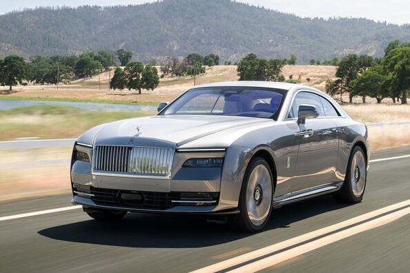 Rolls-Royce Spectre: sähköcoupén koeajo