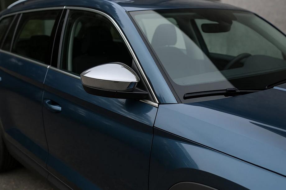 Skoda Kodiaq 2016–2023 Sivupeilien kuoret (2 kpl, ruostumaton teräs) Carmos Image