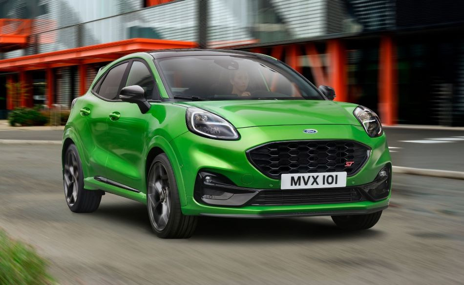 Ford Puma ST: tehokas crossover ajonautintoa hakeville