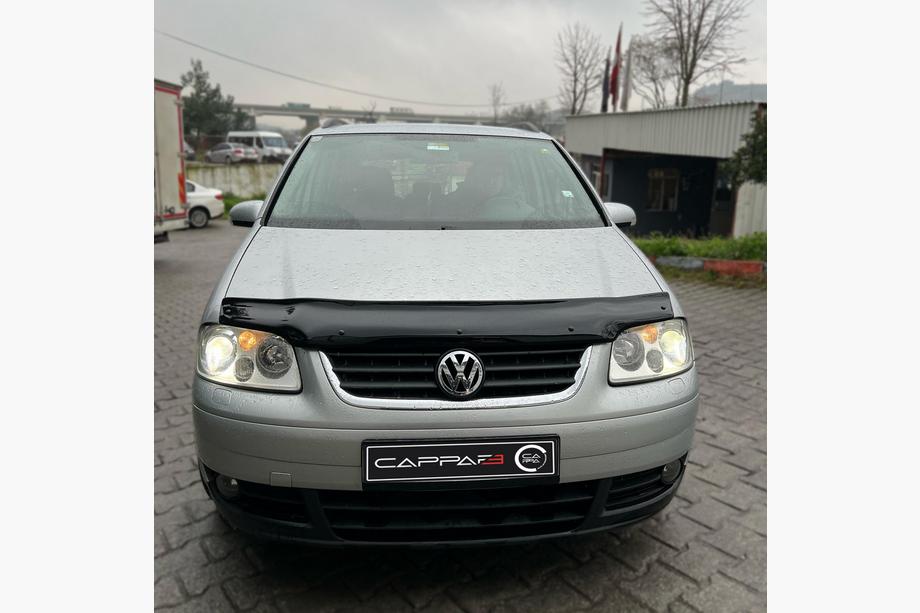 Volkswagen Touran 2003–2010 Konepellin tuuliohjain EuroCap (2003-2006) Image