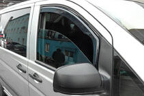 Mercedes Vito W639 2004–2014 Ikkunatuulisuojat, upotettavat Niken Luxury (2 kpl) kuva 9