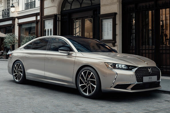 Koeajo: ranskalainen premium-sedan DS 9