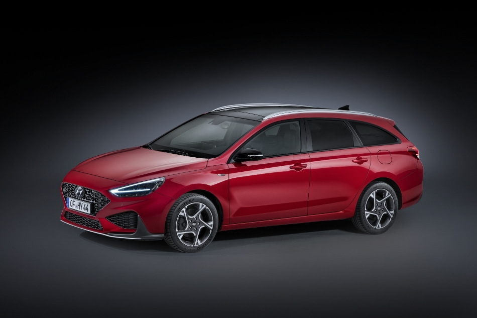 Koeajossa päivitetty Hyundai i30 Wagon