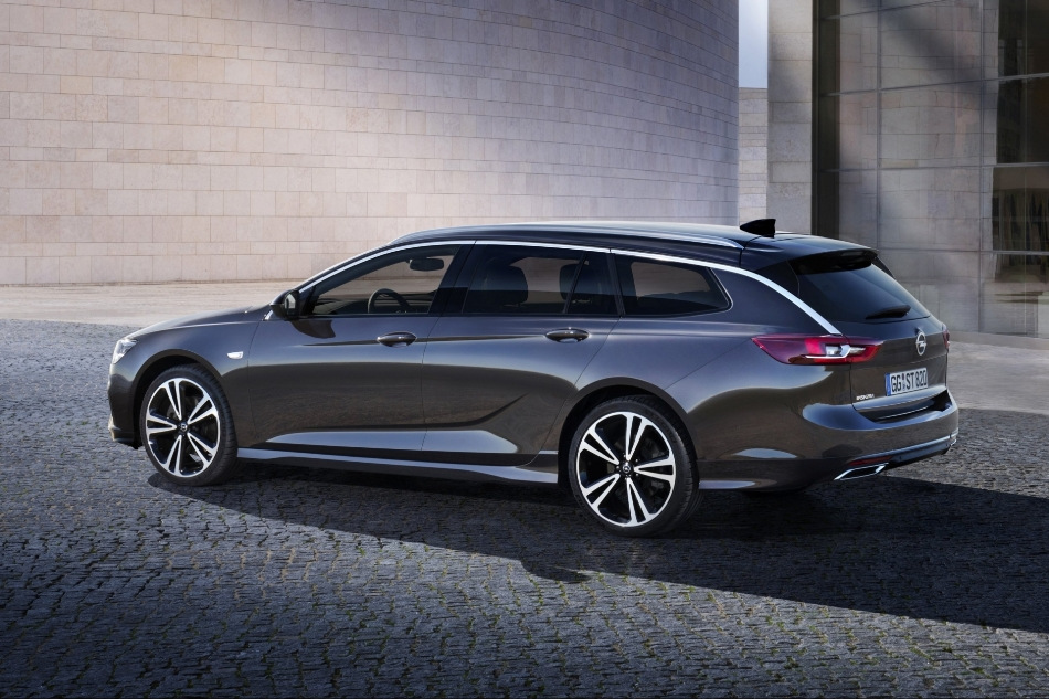 Opel Insignia Sports Tourer: koeajo ja tiedot uudistetusta farmarista
