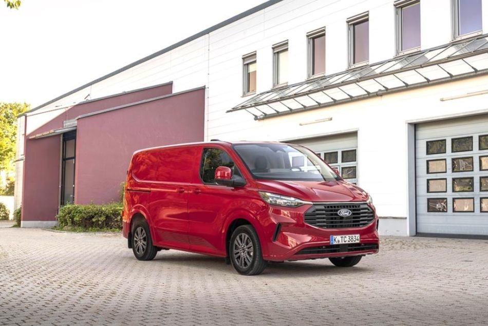 Ford Transit Custom II -sukupolvi: luotettava apuri yrityksellesi