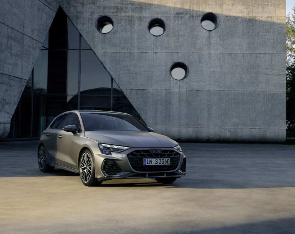 Audi S3 Sportback 2024: päivitetty urheilullinen hatchback