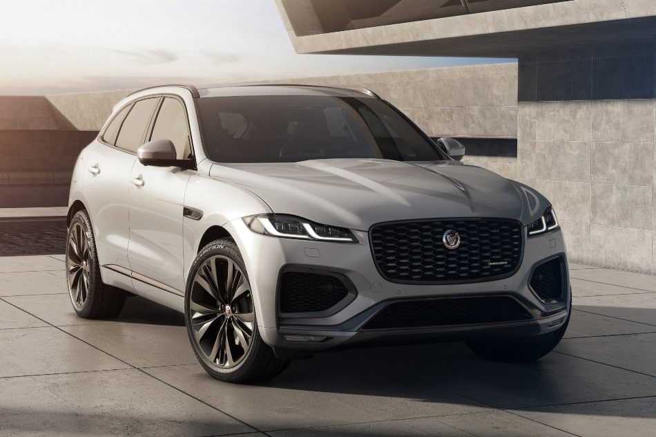 Uudistettu Jaguar F-Pace: brittiläisen crossoverin koeajo