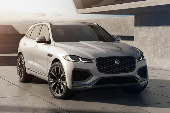 Uudistettu Jaguar F-Pace: brittiläisen crossoverin koeajo
