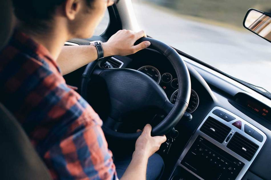 7 hyödyllistä vinkkiä autoilijalle joka tilanteeseen