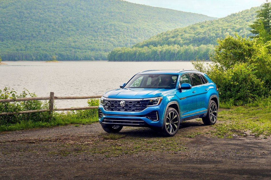 Volkswagen Atlas Cross Sport: uusi muotoilu, uusi moottori ja teknologiapainotus