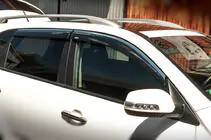 Kia Sorento II XM 2009–2014 Ikkunatuuliohjaimet kromilistalla (4 kpl, Niken) kuva 1