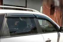 Kia Sorento II XM 2009–2014 Ikkunatuuliohjaimet kromilistalla (4 kpl, Niken) kuva 2