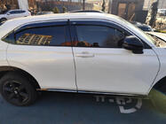 Honda HR-V 2021– Ikkunatuuliohjaimet kromilistalla (4 kpl, Niken) kuva 1