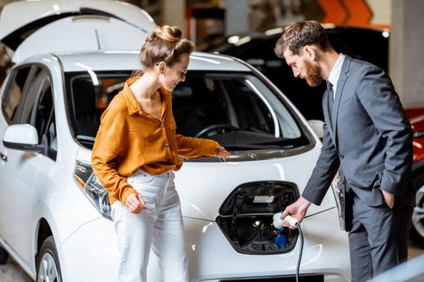 Mitä huomioida käytettyä sähköautoa ostaessa
