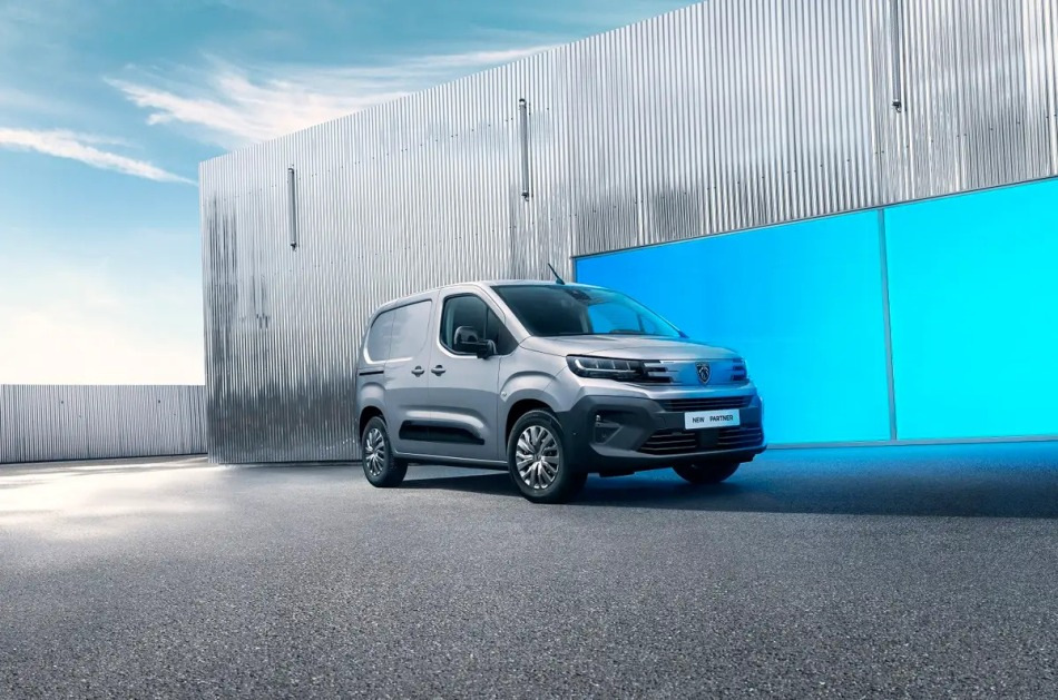 Koeajo: uudistettu Peugeot Partner 2024 -pakettiauto